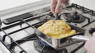 マキシムエッグパンで「だし巻き卵」 | マイヤー