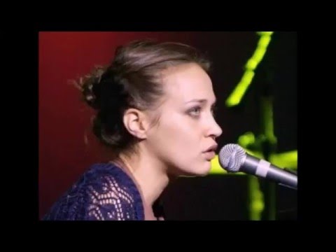Fiona Apple - Live at the Eastman - 07 Get Gone