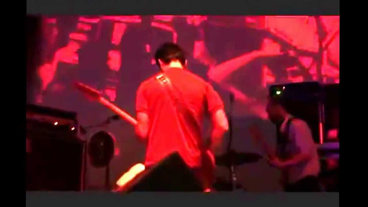 Godspeed You! Black Emperor - East Hastings @ Lieu Unique (Nantes)