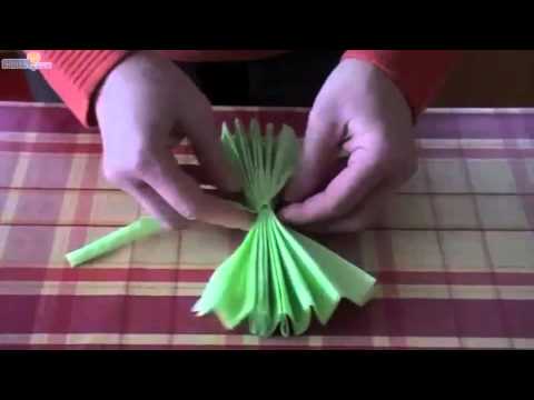 Réaliser pompons en papier