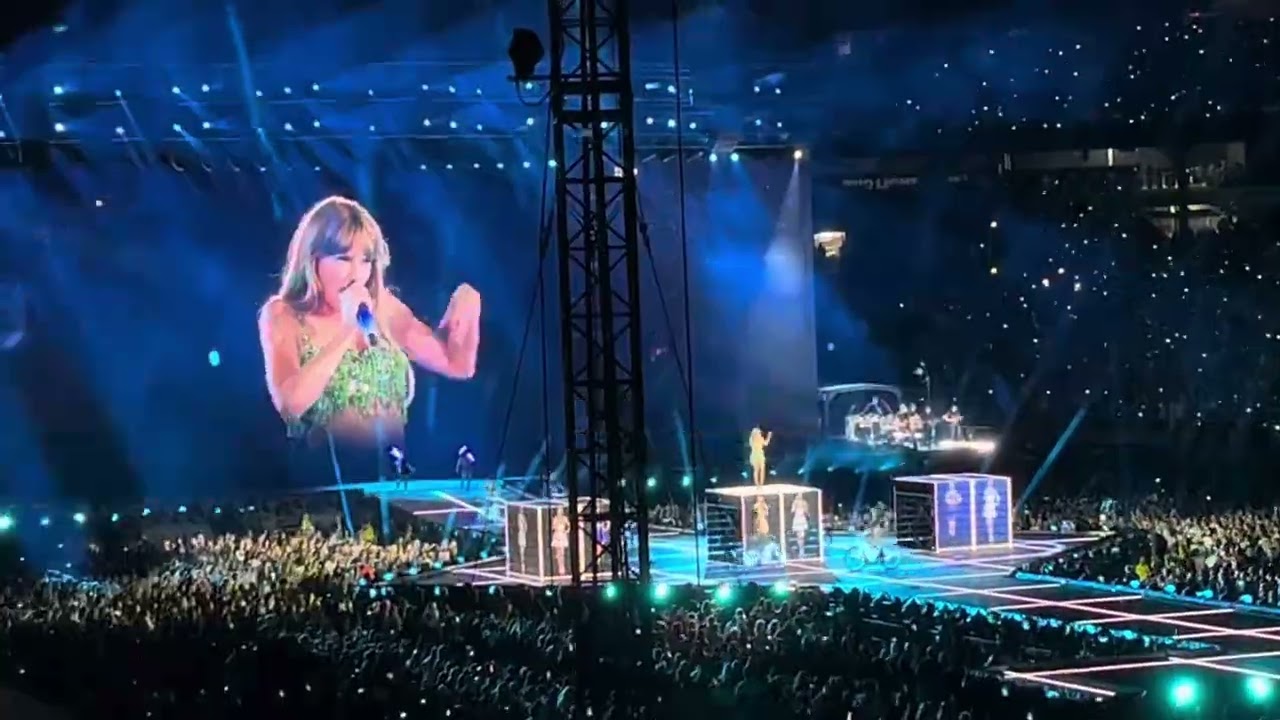 Blank Space- Taylor Swift MetLife Stadium May 27, 2023