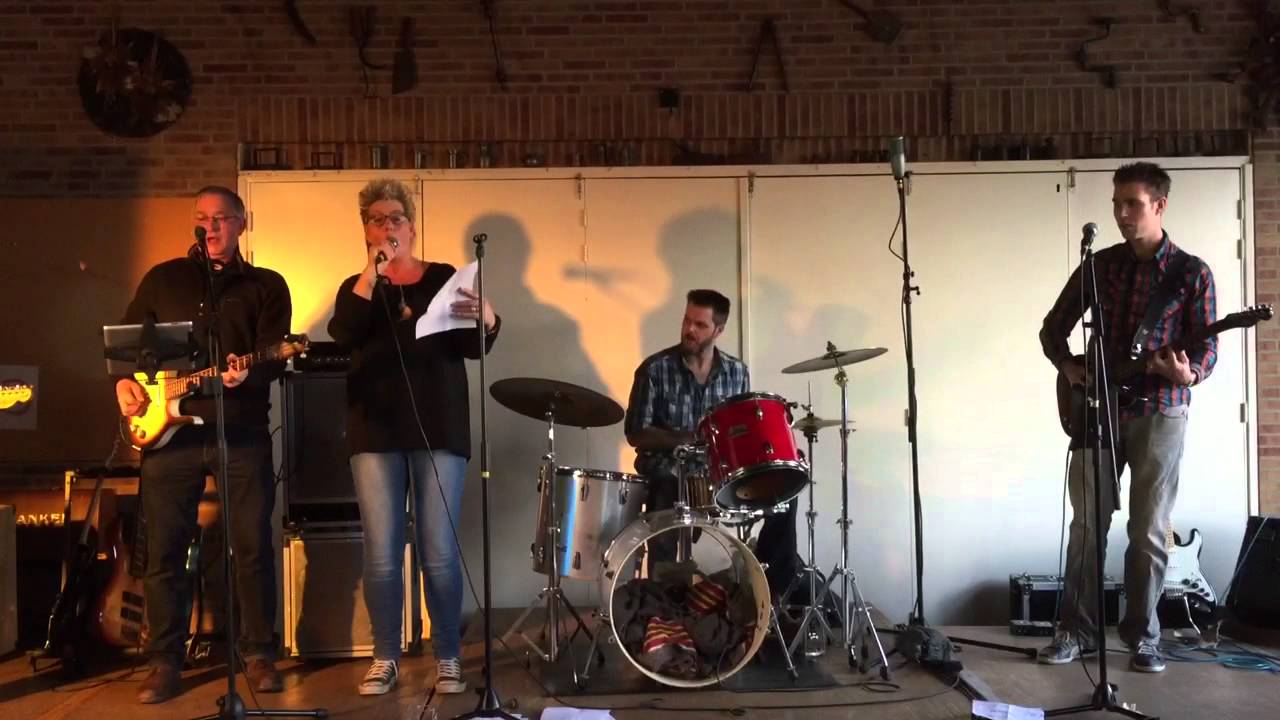 Jamsessie Cafe de Fles Steenbergen. - YouTube