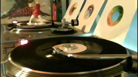 Freddie McGregor - Bobby Bobylon (1979)