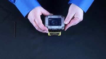 In-Sight 7000 - How to Install the C-Mount Lens and Integrated Lighting Module