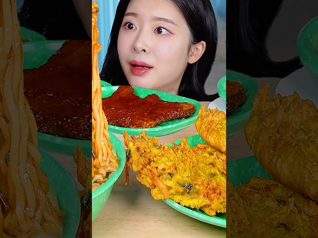 분식 풀코스 ☆ 라볶이 튀김 피카츄돈까스 떡꼬치 김밥 ❤️ 먹방 Spicy Rabokguri & Korean Street Food Feast