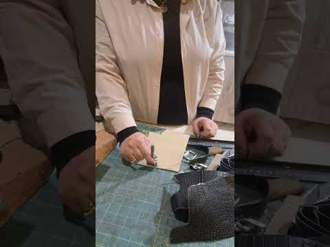 روش کار با سنبه ی پنج سر برای سوراخ کردن چرم