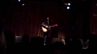 Watch Freedy Johnston Dont Fall In Love With A Lonely Girl video