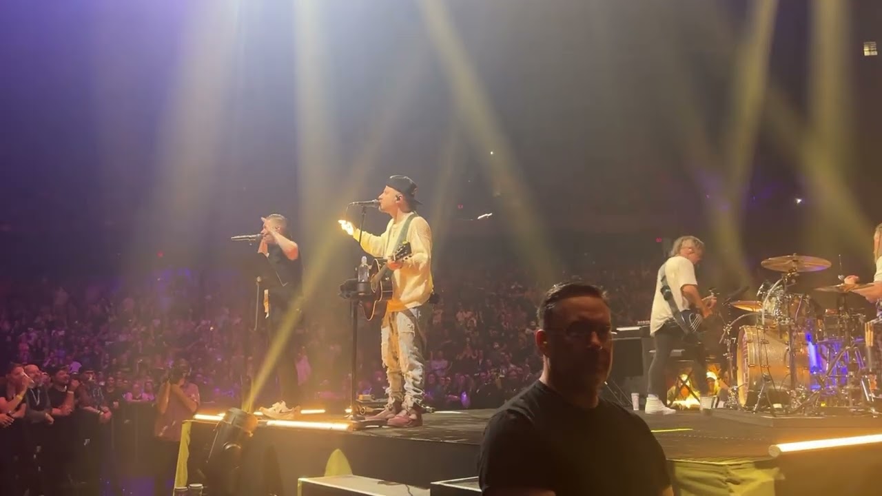 Shinedown - Atlas Falls (Live in Grand Rapids 4/28/2025)