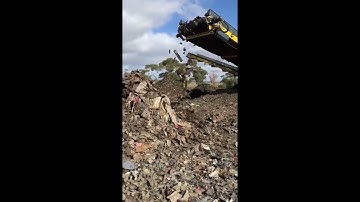 SCALPER - Keestrack K6 Scalper in heavily contaminated C&D Waste