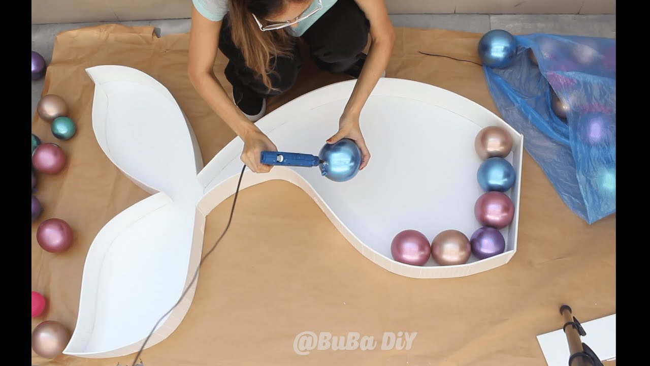 Decoração com Balão - Cauda de Peixe mosaico de balões.