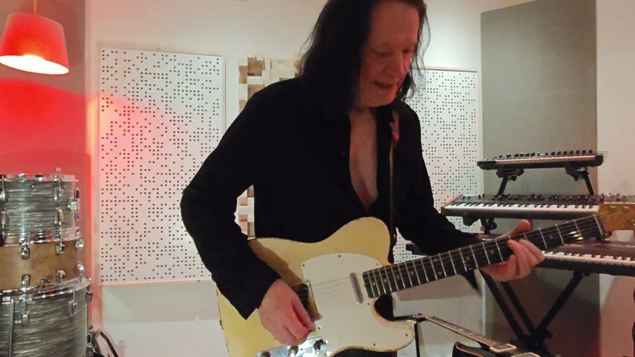ギター Peace Hill FX ODS (Robben Ford) Robben chatting about his '66 re-issue Strat (built in 2019