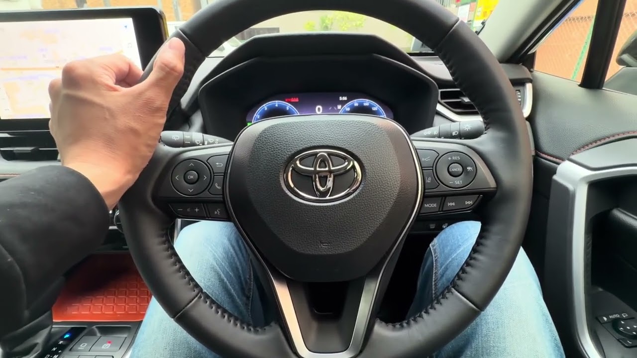 トヨタ　新型RAV4がバケモノ級の理由に激しく同意です！！