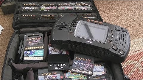 Atari Lynx Repair & Overview - Part 1 (Power MOSFET, LCD, Caps, RAM, Ferrite Bead)