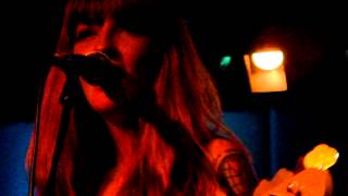 La Sera - Break My Heart - Live @ The Echo