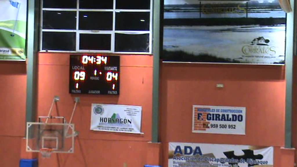 14 11 15 PMD ALJARAQUE PALOS jugadores de islandia