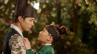 LOVERS IN THE MOONLIGHT | KISS SCENE | PARK BO GUM & KIM YOO JUNG