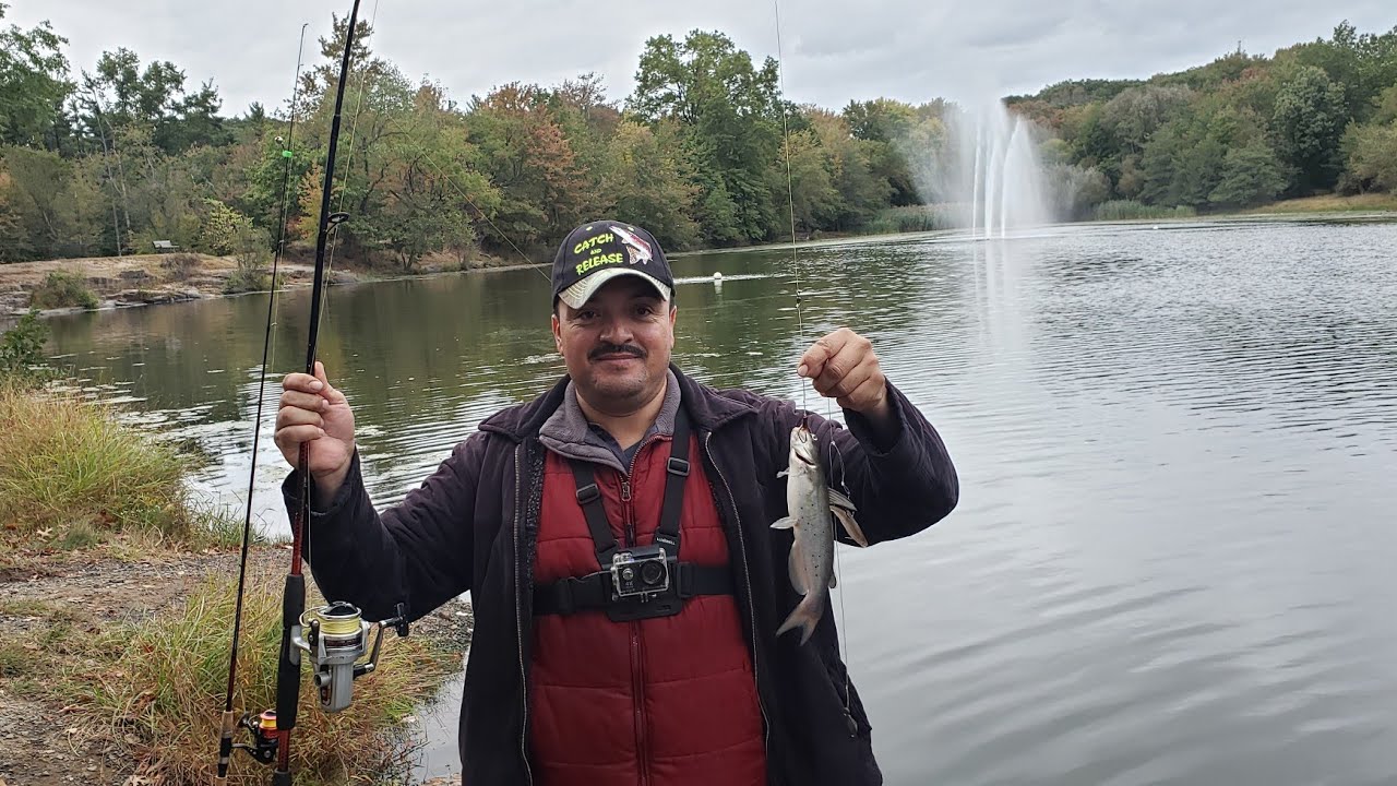 Смотреть «Como pescar sonny fish y perch con lombriz de tierra» на YouTube Смотреть «Como pescar sonny fish y perch con lombriz de tierra» на YouTube