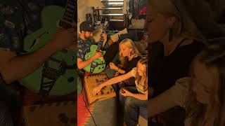 Feel Good Guitar Beats W .Beings