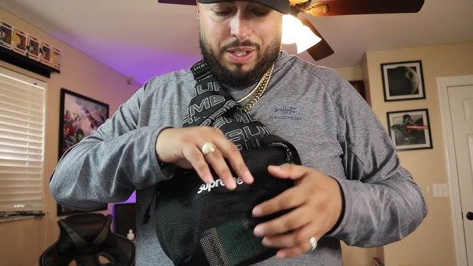 What's inside the Supreme SS21 Backpack🔥 #supreme #supremess21 #stree