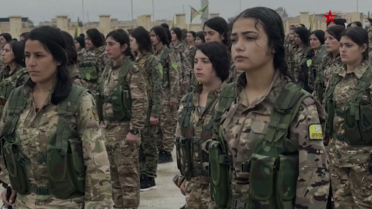 Hêzên Leşkerî Bi Merasîmeke Bi Heybet 8’ê Adarê Pîroz Kirin