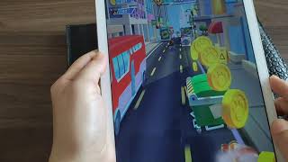 Talking Tom Gold Run Subway Surfers.tom enjoying Subway screenshot 3