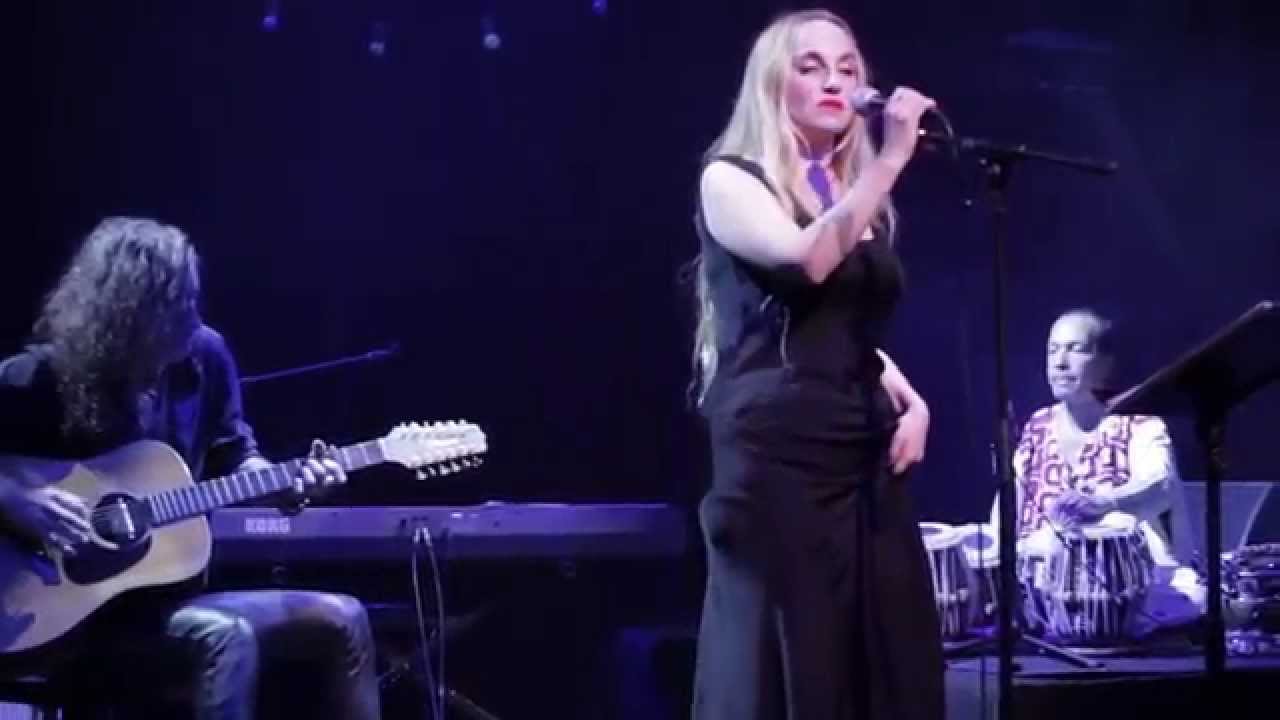 Watch Chloé Mons - Ennemys on YouTube Watch Chloé Mons - Ennemys on YouTube