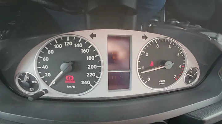 MERCEDES-BENZ W245 (2005-2011) – How to Enable or Disable Auto Lights Off