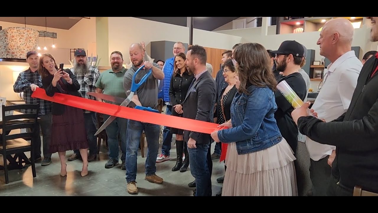 Roby's Furniture & Appliance Warrenton Store Ribbon Cutting January