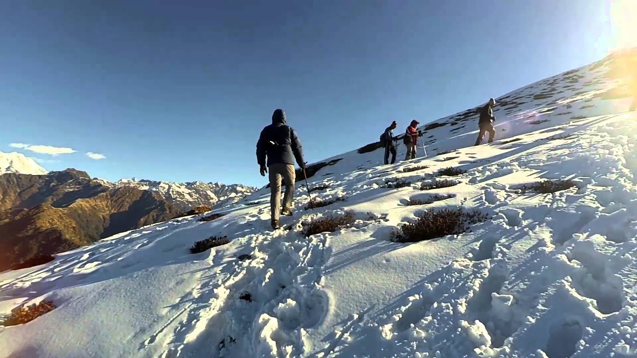 chandrashila trek in winter