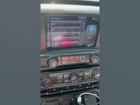 2015 Silverado radio problems - YouTube