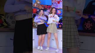 Танцевальный Челлендж #shorts #dancechallenge #dancechallengetroomfood