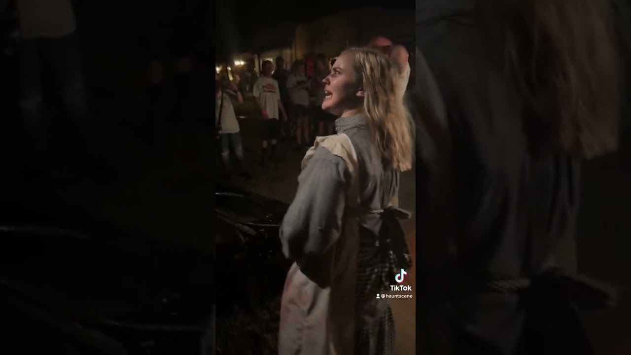 Would YOU do an Extreme Haunted House in Williamsburg, OH! #hauntedhouse #halloween #scary #fear