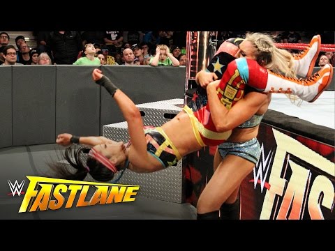 Bayley vs. Charlotte Flair - Raw Women's Title Match: WWE Fastlane 2017 (WWE Network Exclusive)