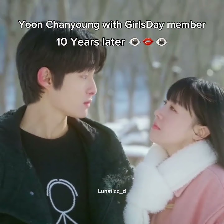 Kecil minta sign gede minta sunn #yoonchanyoung #allofusaredead #윤찬영 #girlsday #minah #yura #hyeri