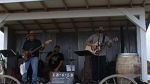 LB4LB (John DYKSTRA, JP REIMER & Jr.) playing, GREY STREET & BABALON on the Krause Berry Farm Stage.