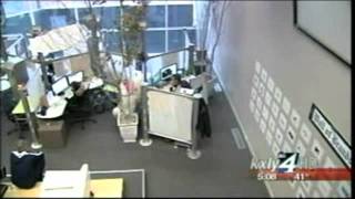 Company Gives Employees $400 With A Catch