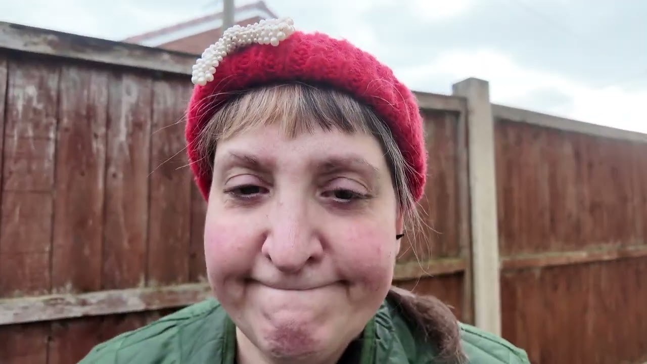 Week Vlog - Home Improvements, Books and Week off Work.