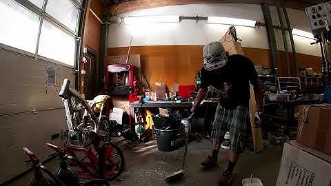 Teemu vs Jarmo -  Machining watercooling plate for sevcon gen4 size6.