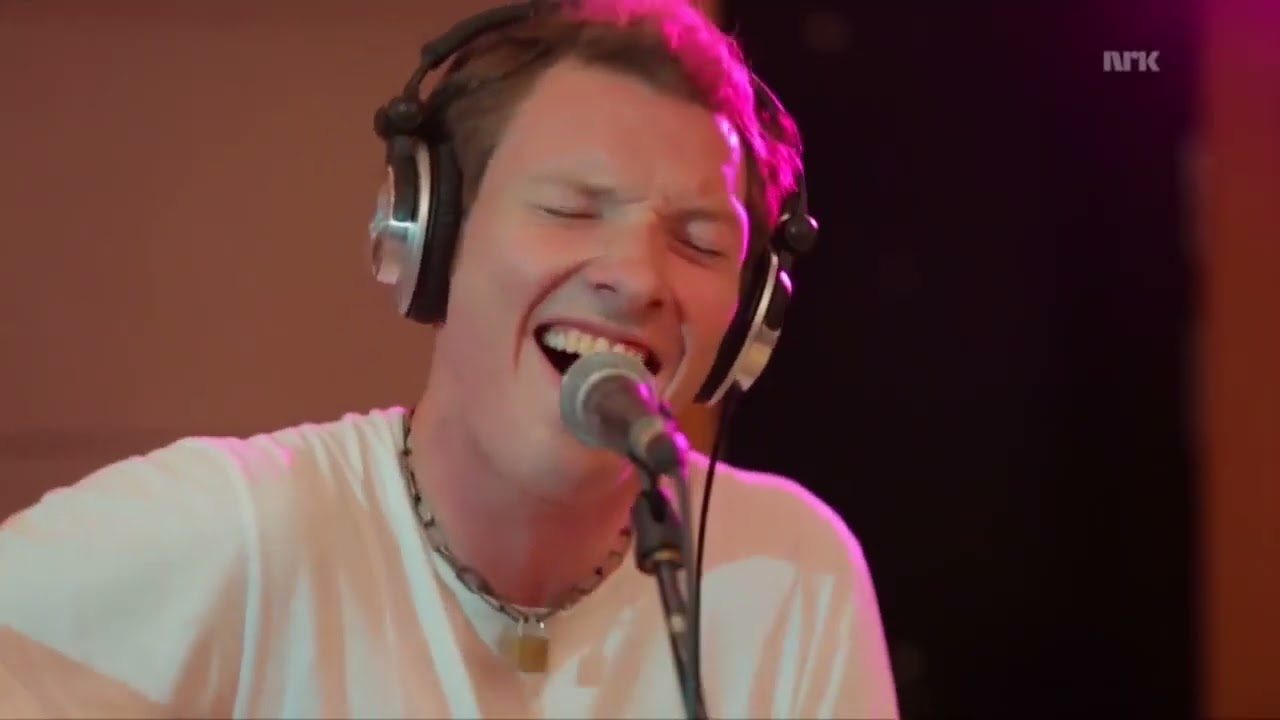 Oslo Ess - Ikke Rart Vi Blir Sprø (akustisk, live på NRK P3)