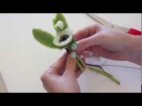 Boutonniere tutorial by Rhiannon Smith of Farmgirl Flowers
