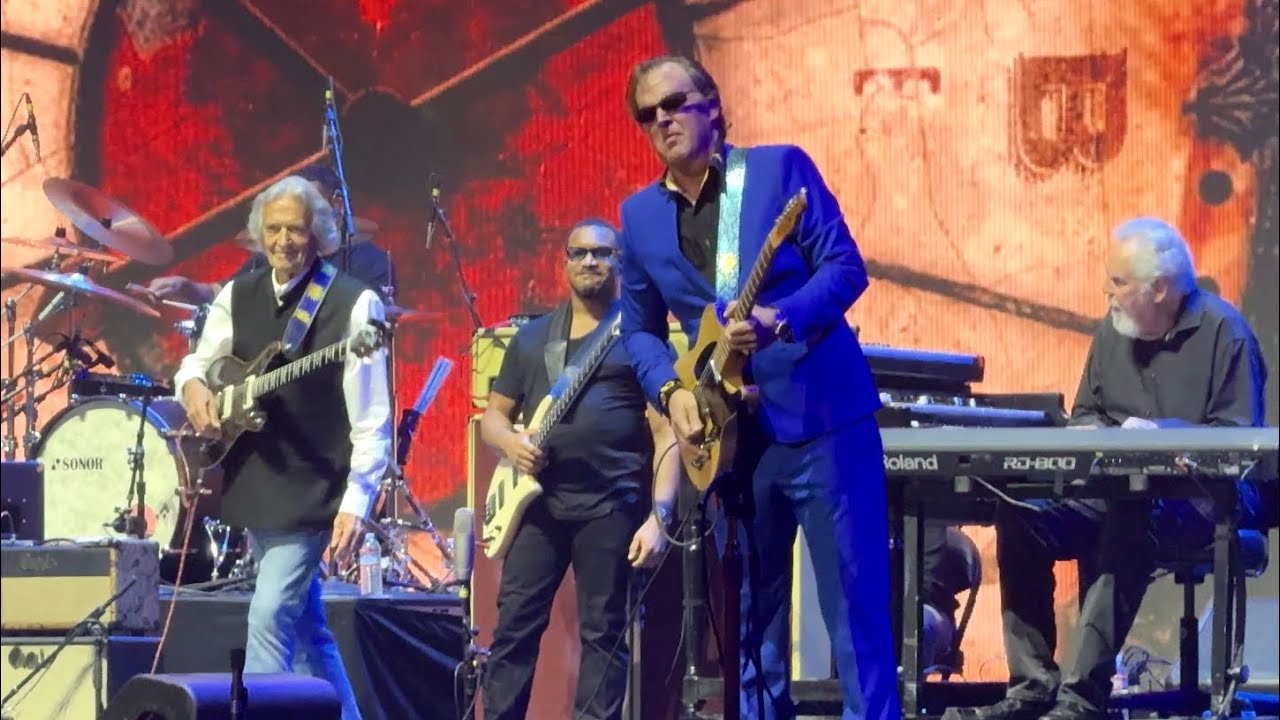 Joe Bonamassa & John McLaughlin “Cause We’ve Ended as Lovers” Crossroads Festival L.A. 9/23/2023