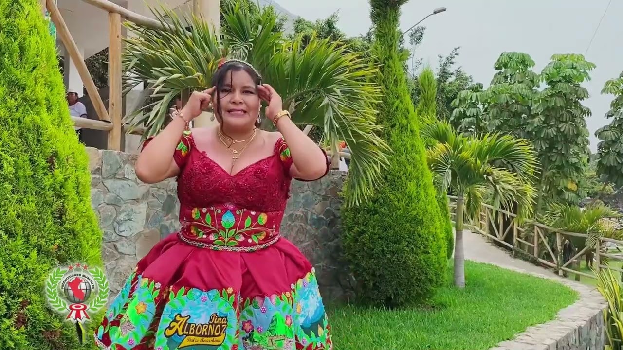 TINA ALBORNOZ MAURICIO...PENSASTE QUE IVA LLORA POR TI..OFICIAL