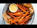 بطاطا حلوة بالقلاية الهوائية مع صوص الخردل بالعسل Sweet Potato Fries With Honey Mustard Sauce بطاطا حلوة بالقلاية الهوائية مع صوص الخردل بالعسل Sweet Potato Fries With Honey Mustard Sauce