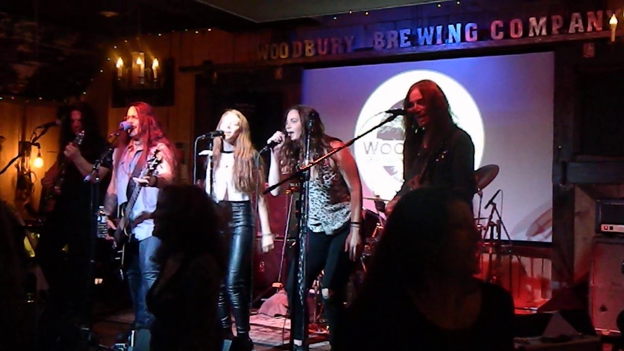 BedRock at Woodbury Brewing Co. 11/22/19 - Bad Name