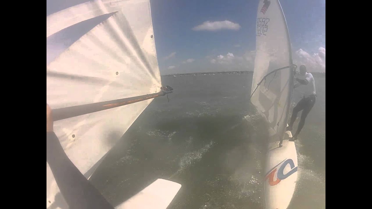 PLANCHE A VOILE DANS LE HAVRE