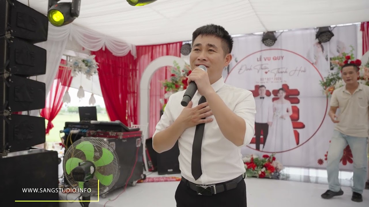 Ngại Ngần - Lê Sỹ | Hát Live Trong Đám Cưới