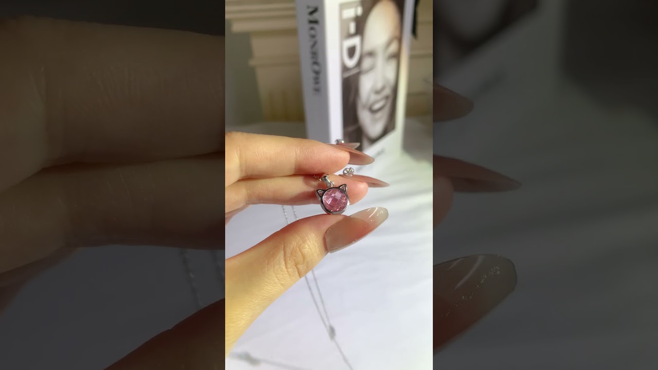 Sterling silver cute cat pendant necklace