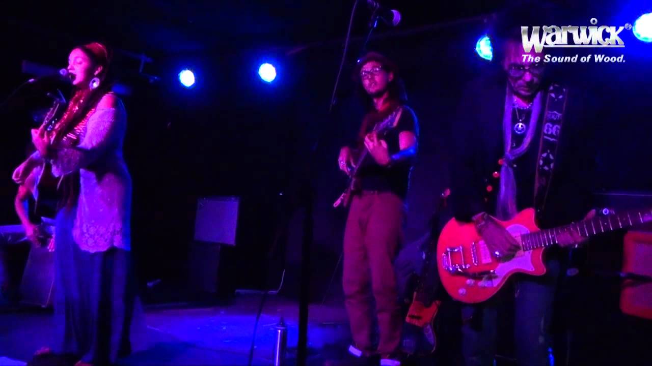 Naia Kete, Lee Madeloni & Earl Slick live at Mercury Lounge, NYC 1