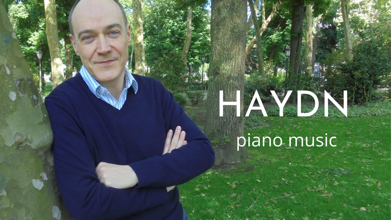 Haydn Piano Sonata No. 33 in C minor Hob. XVI:20 | Leon McCawley piano