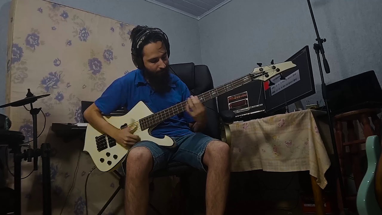 Davie504 Bass Solo Competition - Jones Sperandio